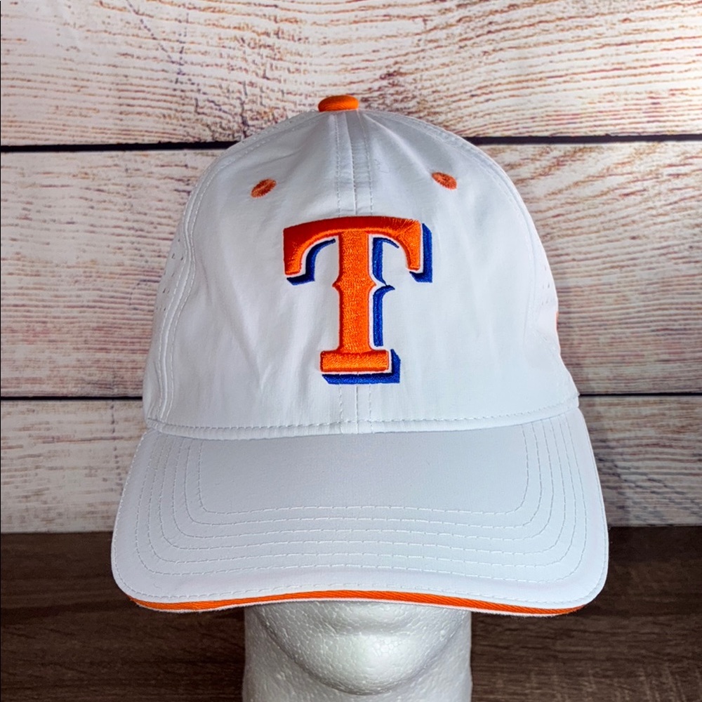 EUC Unisex White /Orange Melonwear Texas Ranger & UTA Logo Adjustable Hat